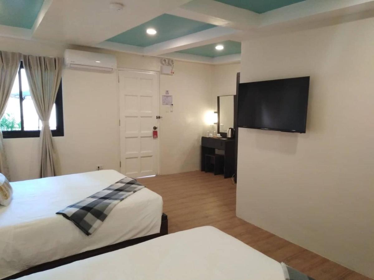 R Bed And Breakfast Baguio City Buitenkant foto