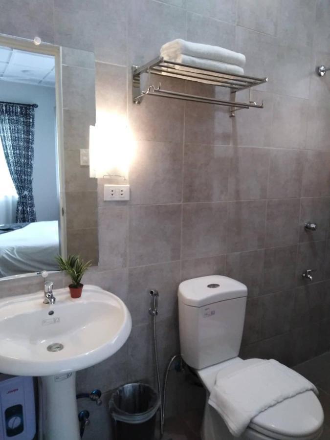 R Bed And Breakfast Baguio City Buitenkant foto